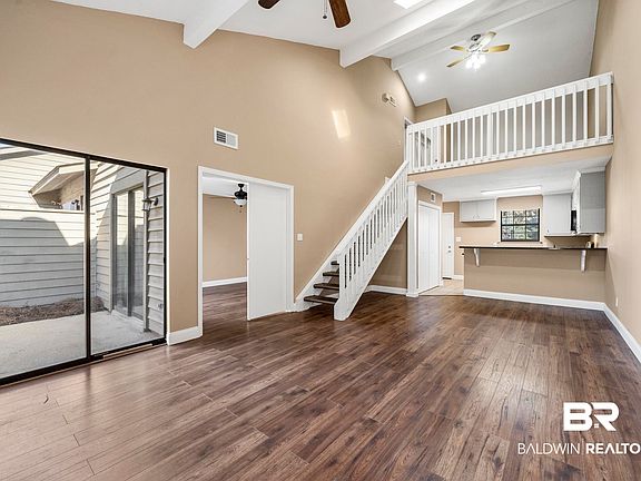 5th image of 200 Parma Dr
