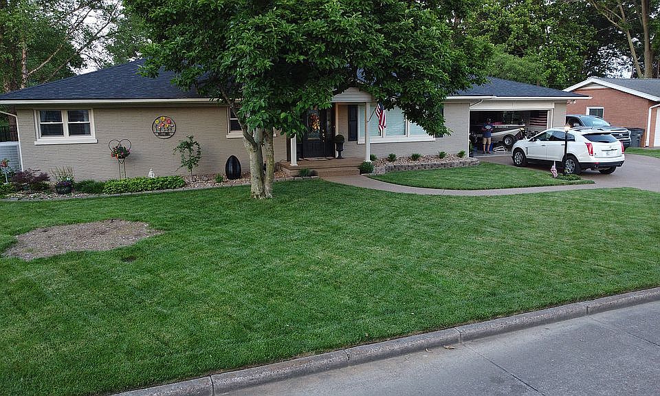 1st image of 1516 Plaza Dr