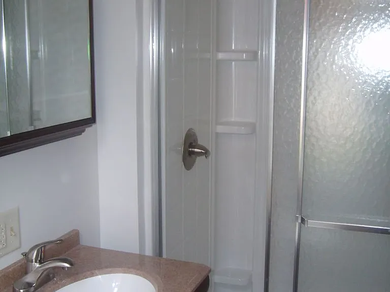 17 N Earl St — Photo 34
