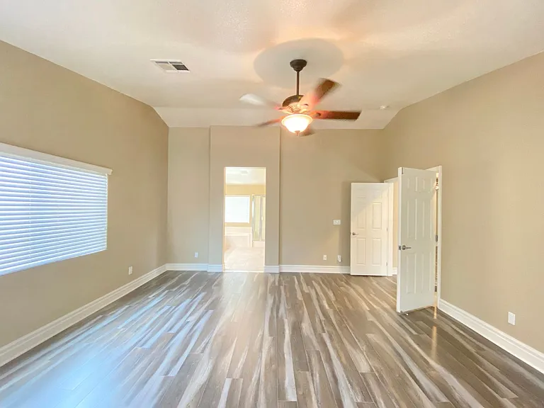 9675 Marcelline Ave — Photo 14