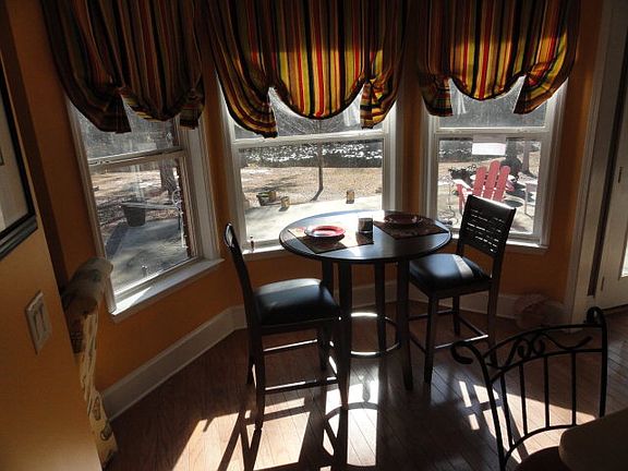 Breakfast nook