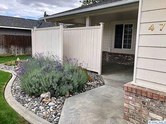 3rd image of 4703 Kendall Way