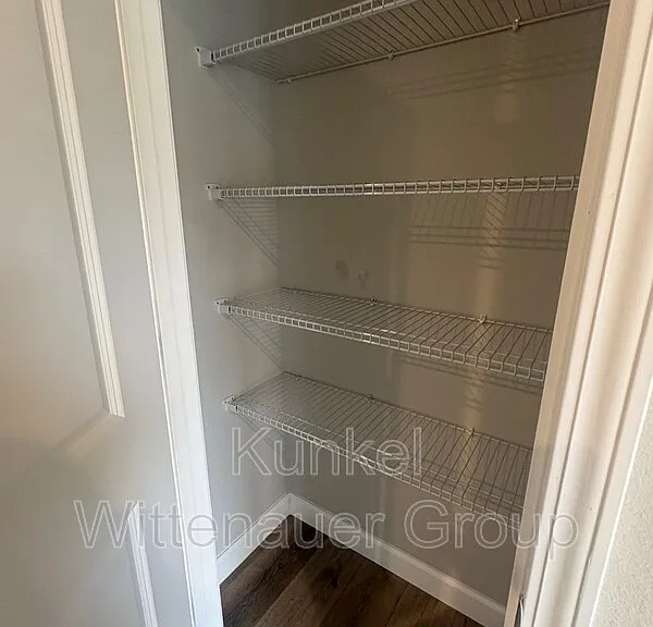 217 E Coral Sea Way — Photo 4