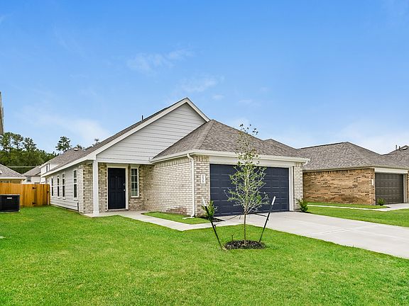 3rd image of 22319 Merlin St