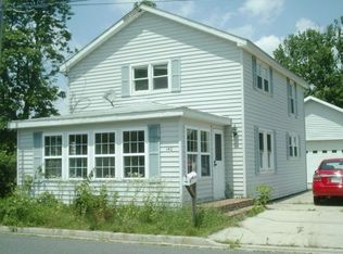 140 Sanford Rd, Pennsville, NJ 08070