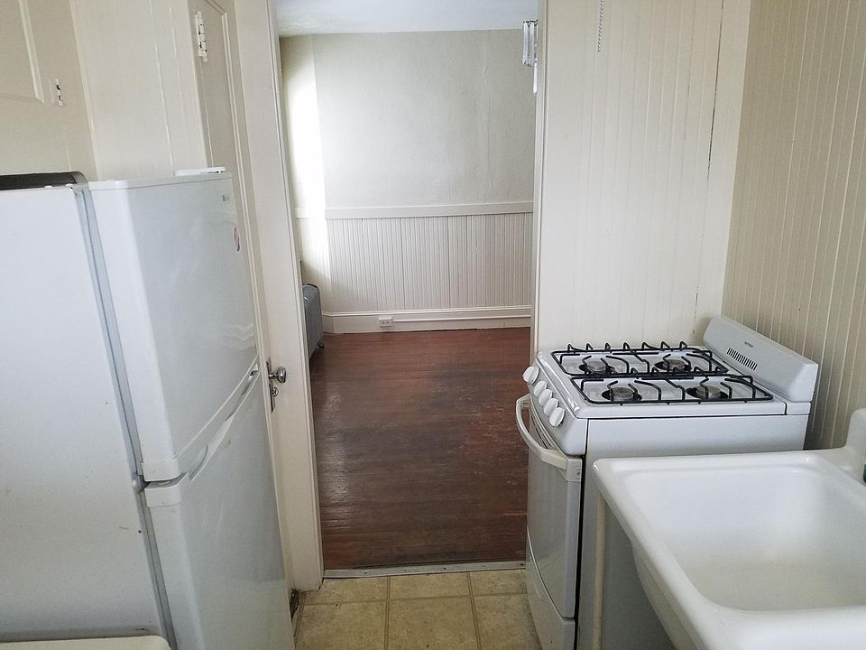 553 Lincoln St, Manchester, NH 03104 Zillow