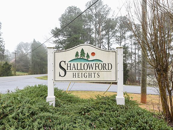 3rd image of 6179 N Summers Cir