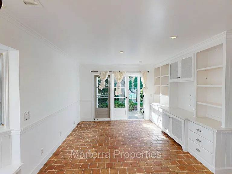 2761 Vista Umbrosa — Photo 7