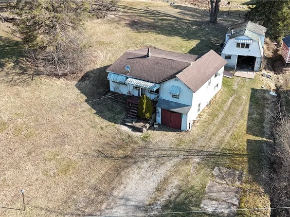 911 Old State Rd, Apollo, PA 15613