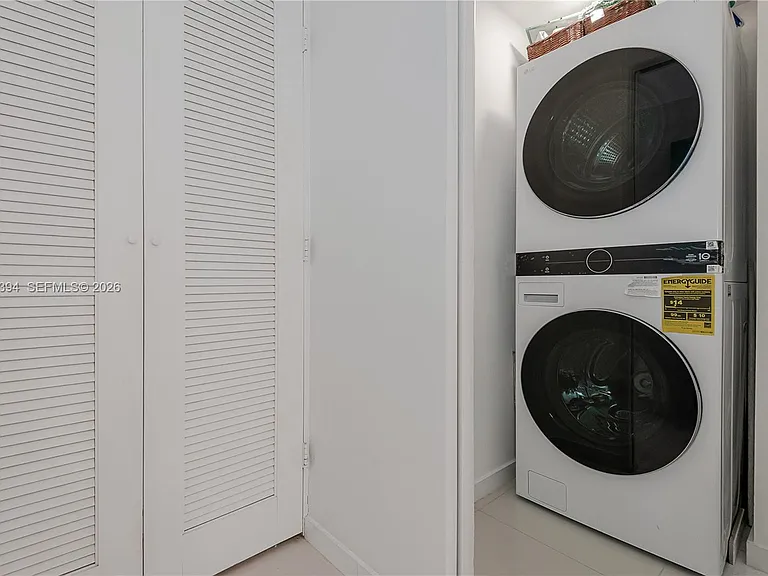 2301 Collins Ave #1538 — Photo 29