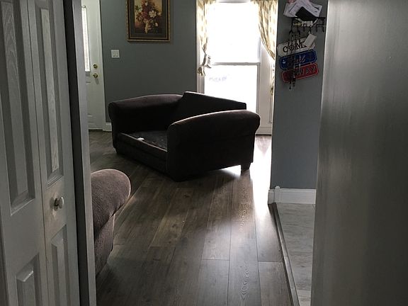 3rd image of 167 Austin Ave
