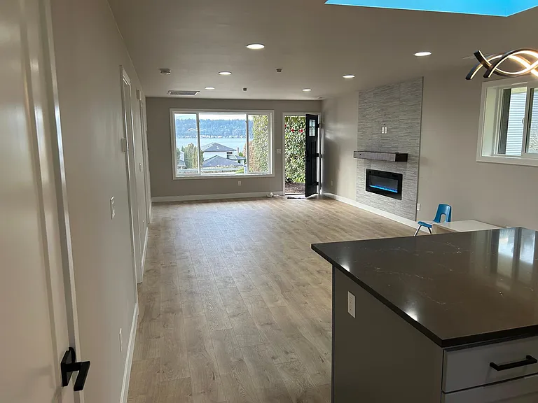 448 E Lake Sammamish Pkwy NE — Photo 9
