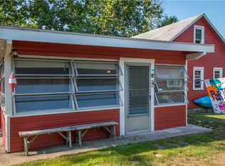 824 E Lake Rd, Penn Yan, NY 14527