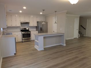 1080 Old Roswell Rd, Roswell, GA 30076