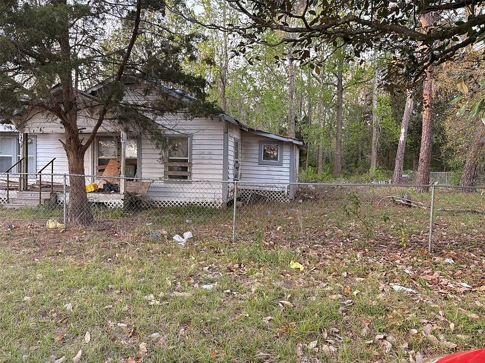 1st image of 189 NW Meeks St