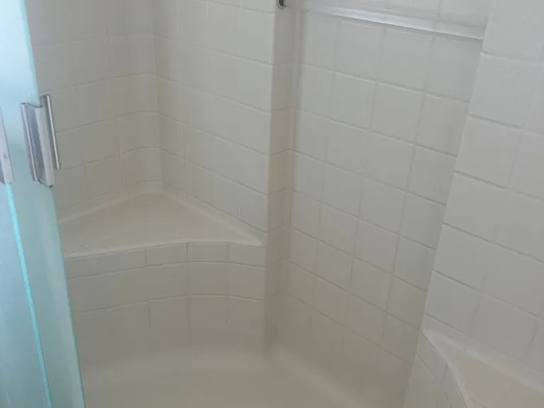 1460 Oxford Cir — Photo 11