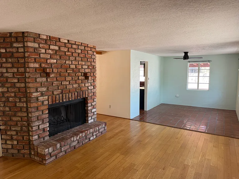 3357 E Pima St — Photo 18