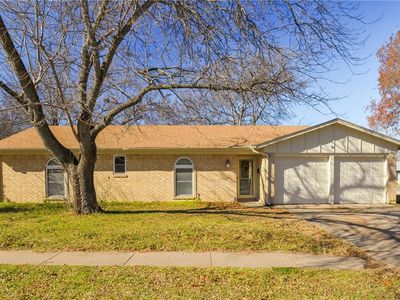 920 Skelly St, Crowley, TX, 76036