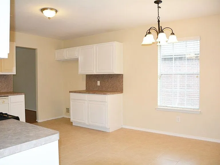 10011 NW Park Place Dr — Photo 12