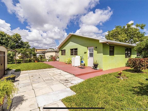 4th image of 670 NE 1st Pl