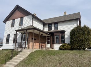 2316 Marshall St, Manitowoc, WI 54220
