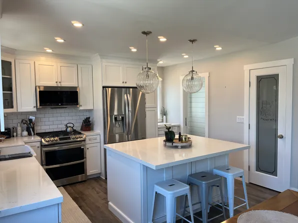 (undisclosed Address), Coronado, CA 92118