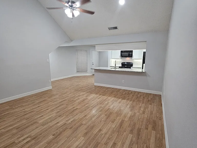 6601 Sands Point Dr #61 — Photo 4