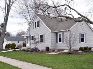 478 Walnut St, Burlington, WI 53105