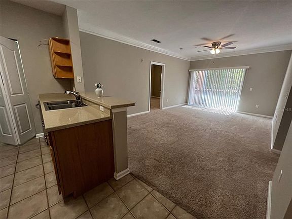 4th image of 4207 S Dale Mabry Hwy Unit 3207