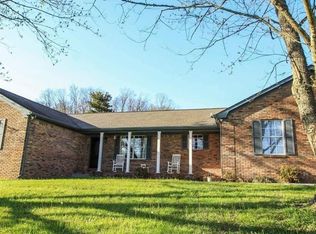 353 Hubbs Grove Rd, Maynardville, TN 37807