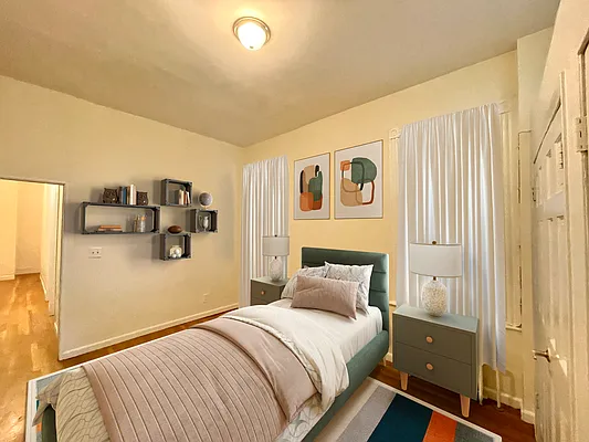 Rented by Pear NYC LLC | media 44