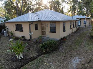 1416 26th St W, Bradenton, FL 34205