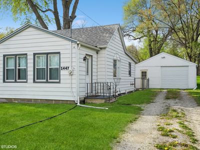 1447 E Glenwood Dr, Des Moines, IA, 50320