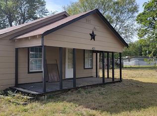 421 E Monroe St, Maud, OK 74854