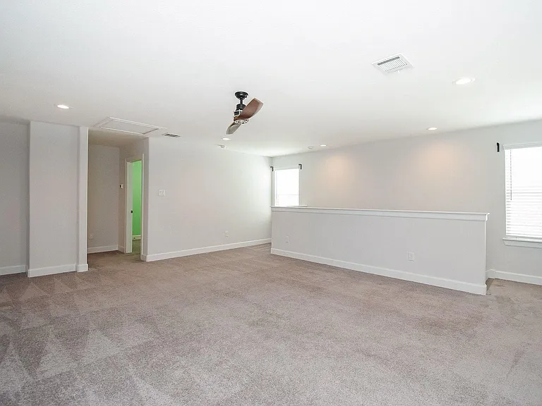 1122 Live Oak St — Photo 29