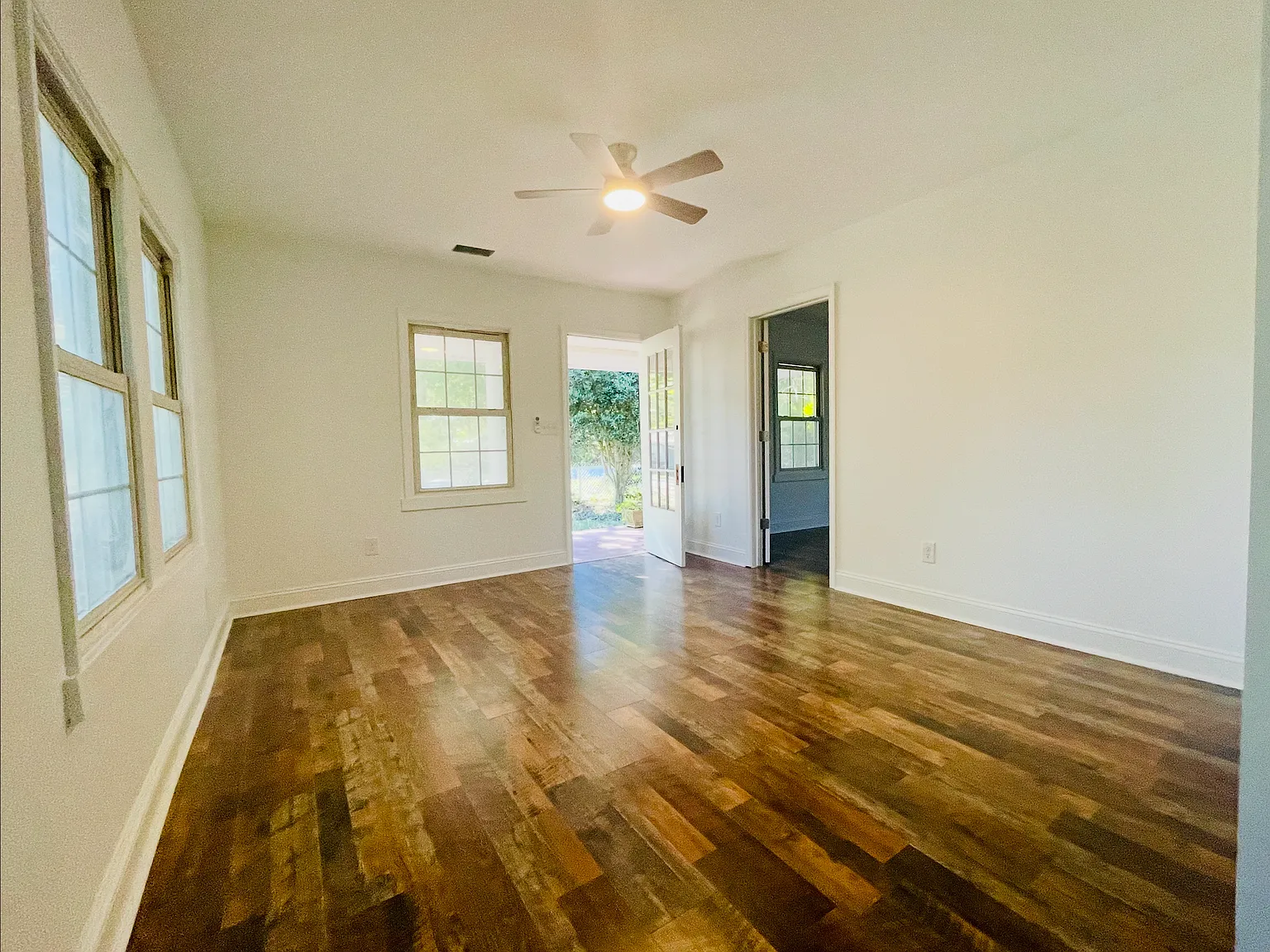 3 bed, 1200 sqft, $1,650 — Photo 4