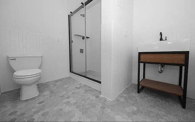 Rented by REAL New York | media 6