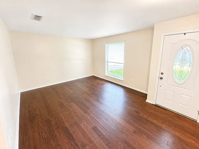 1314 Fox St — Photo 4