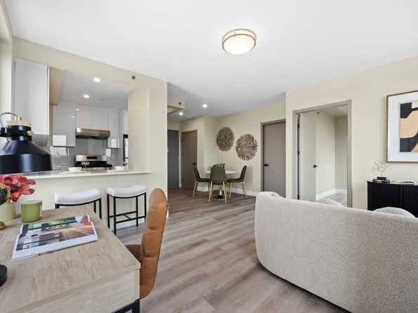 163-07 72nd Avenue image 11 of 22