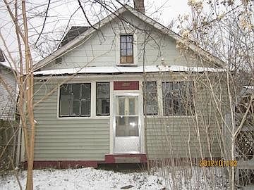 1st image of 1423 E Main St #0