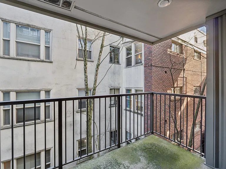 Belgrove Court — Photo 31