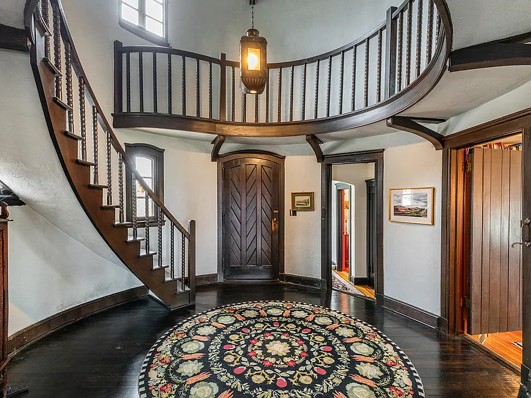 31 Hilltop Rd — Photo 11