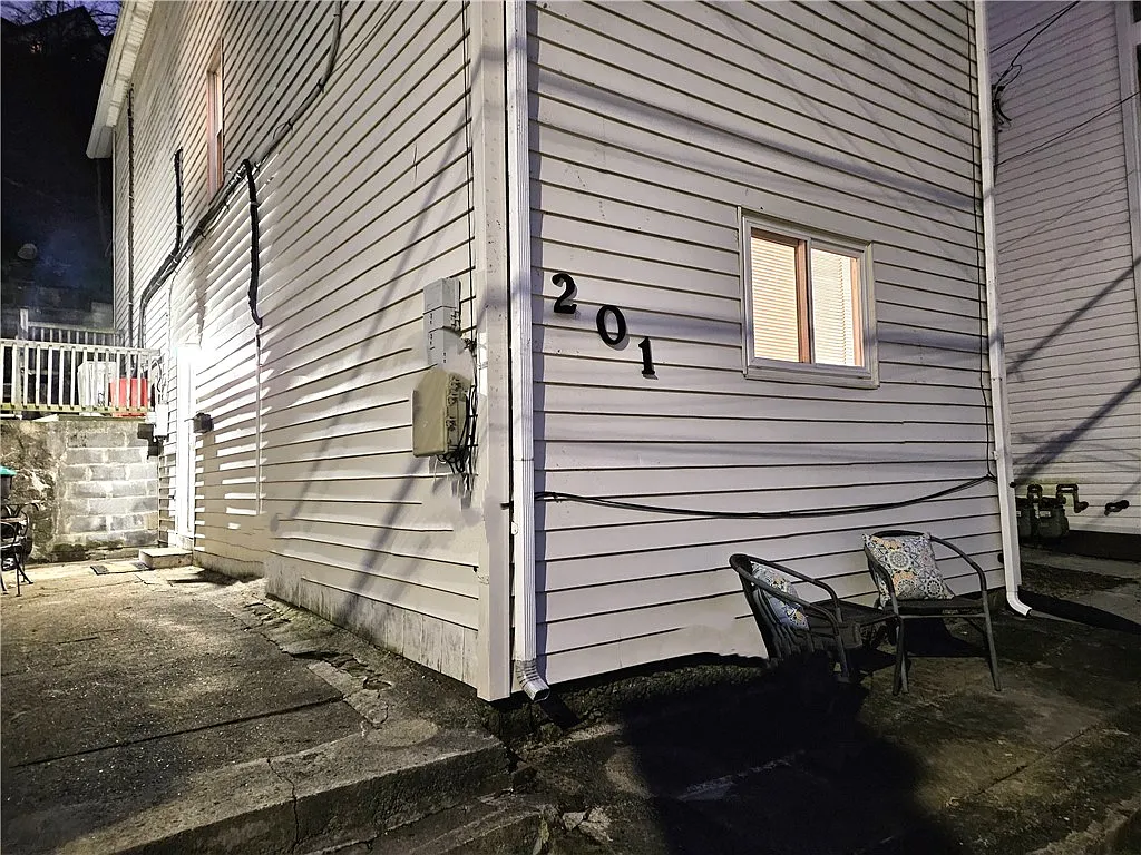 201 Maryland Ave photo 1