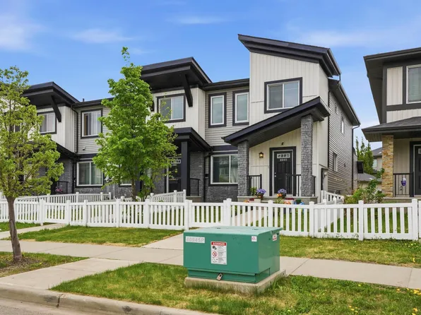 4320 Annett Cmn SW, Edmonton, AB T6W 2V5