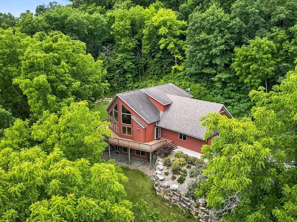 59261 County Road 7, Zumbro Falls, MN 55991