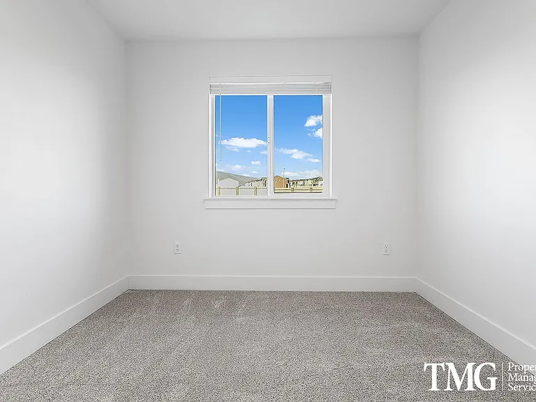 977 Creer Way #D-111 — Photo 19