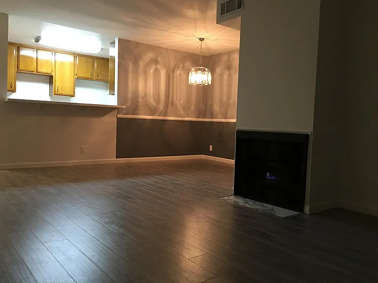 14615 Burbank Blvd #201 — Photo 15