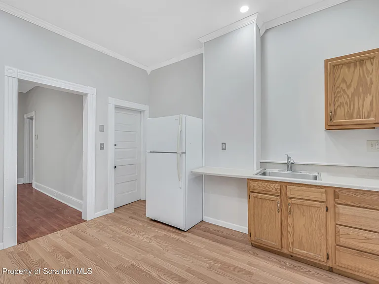 1703 Monsey Ave — Photo 11
