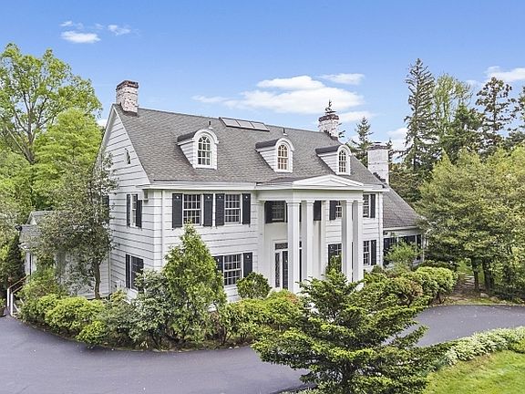 2nd image of 16 Holly Ln