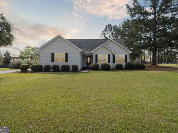 604 Ogeechee Dr W, Statesboro, GA 30461